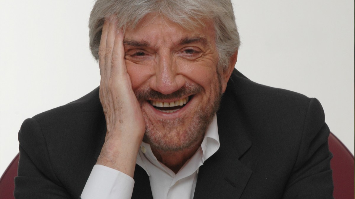 Gigi Proietti: 2 novembre&nbsp;1940