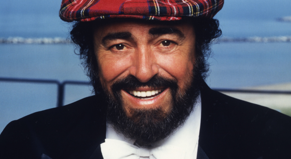 Luciano Pavarotti: 12 ottobre&nbsp;1935