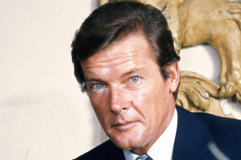 Roger Moore: 14 ottobre&nbsp;1927